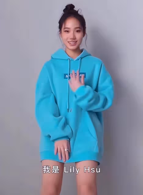 小S二女兒曬課堂筆記,生物作業像學霸,數學題卻做得很潦草