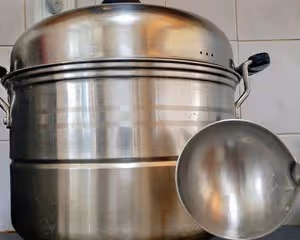 呼倫貝爾大草原–清湯羊排燉土豆胡蘿蔔