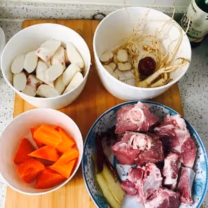 人參排骨山藥胡蘿蔔湯