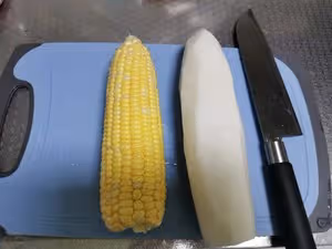 排骨玉米蘿蔔湯