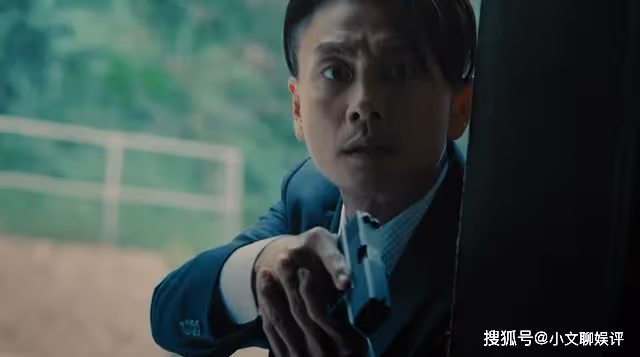 《廉政狙擊》有多細節?屠敏殺紅眼的那一天,所穿的衣著大有深意