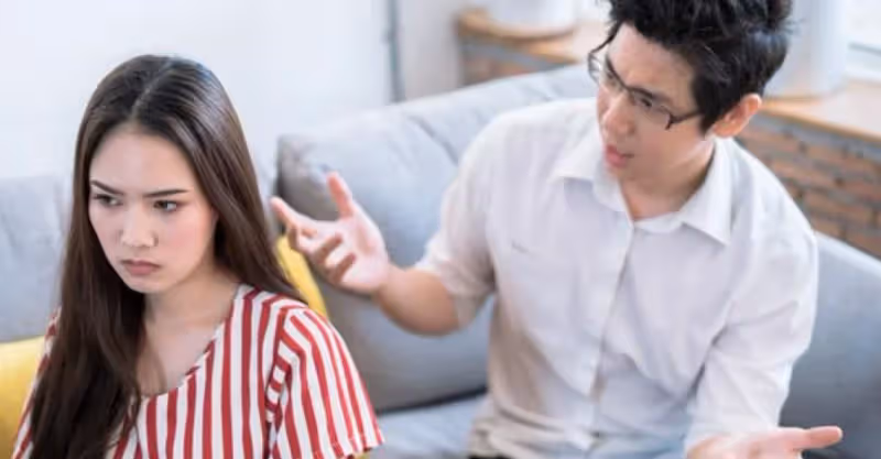 兒媳：結婚兩年被公公打，婆婆管不了，老公說是我的錯，讓我道歉