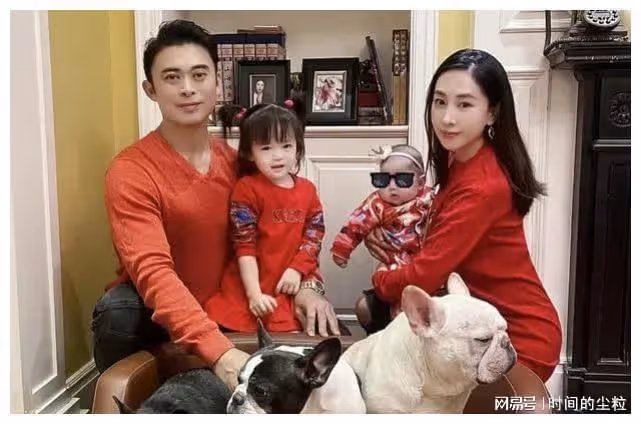揭秘樊少皇與小10歲賈曉晨被傳離婚真實內幕