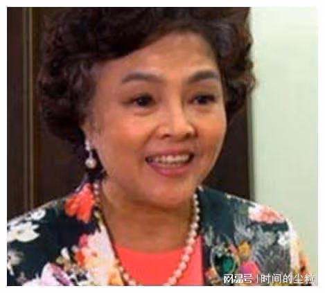 悲慘的紀寶如：5歲出道，13歲被迫打抑制生長針，身高停在149厘米