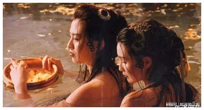 息影18年，58歲張曼玉近況曝光：住貧民區，不婚無子，活得太颯了