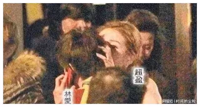 「豪門千金」何超盈：精神恍惚現身街頭，帶14億嫁妝閃婚東北學霸