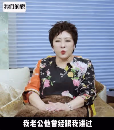 64歲向太家曬出自家內部照走紅：滿屋子名貴珍藏不輸博物館，超美