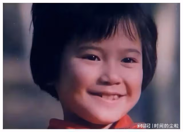 51歲還單身的俞飛鴻：初戀是柳雲龍，感謝竇文濤陪伴20年