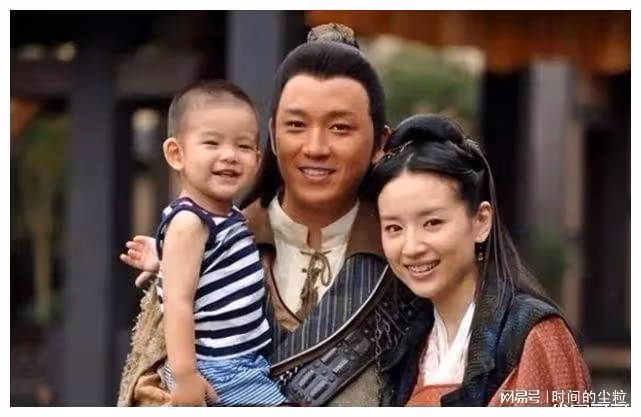 42歲董潔近況曝光！與潘粵明離婚後，她的事業真的完了？