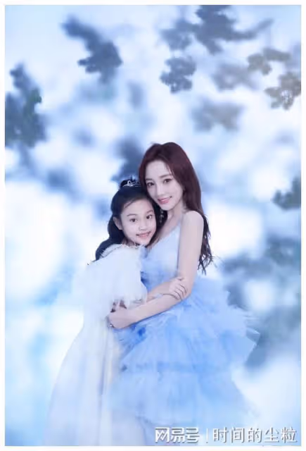 23位明星的跨年：張傑失聲，胡夏被追尾，孫莉曬兒子，邱淑貞出國
