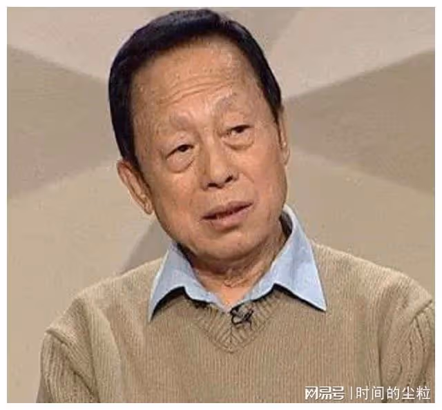 1985年春晚發生了什麼？陳佩斯被送醫，《新聞聯播》向觀眾道歉！