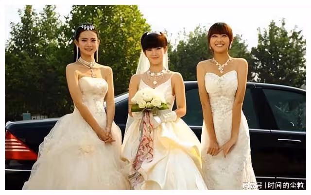 「清純玉女」到「滿臉科技」，這3位整容的女星，一個比一個心酸
