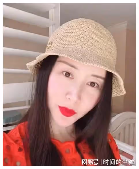 「清純玉女」到「滿臉科技」，這3位整容的女星，一個比一個心酸