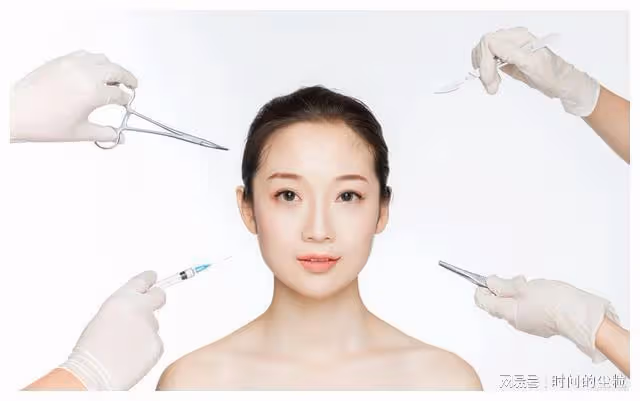 「清純玉女」到「滿臉科技」，這3位整容的女星，一個比一個心酸