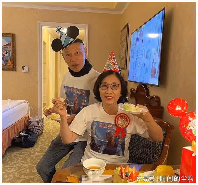 75歲汪明荃穿魚尾裙被公開羞辱：到底礙了誰的眼！