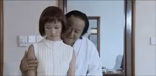 44歲倪紅潔穿透視裝再次爆紅