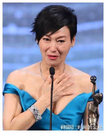 3位不動刀不靠醫美，自然老去卻越來越美的女星，每位都是影后