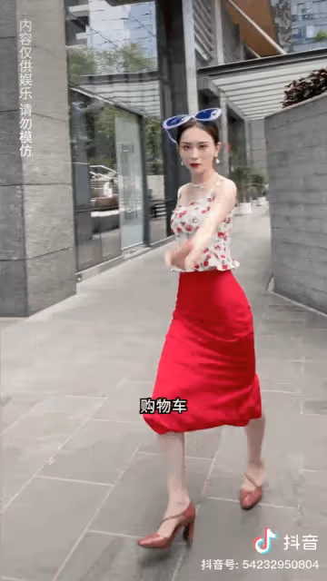 全網最油膩女海王來了！半年漲粉超千萬，追她的男人排到宇宙盡頭