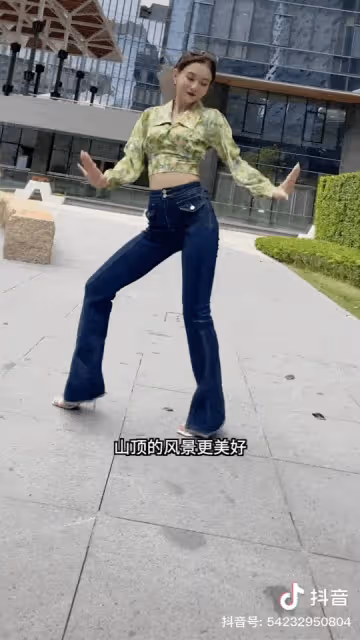 全網最油膩女海王來了！半年漲粉超千萬，追她的男人排到宇宙盡頭