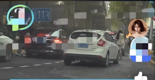 張雨綺和小男友帶女兒回家，豪車接送排場大，兩人關係很穩定