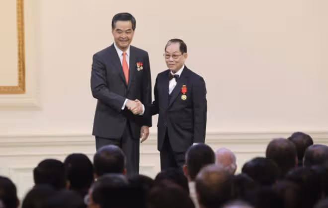 92歲香港樂壇教父顧嘉輝去世，代表作有《上海灘》，獲金紫荊星章