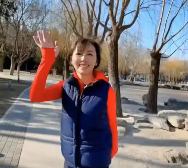 央視前主持人歐陽夏丹高調亮相社交平台，自曝真實狀態，讓人吃驚