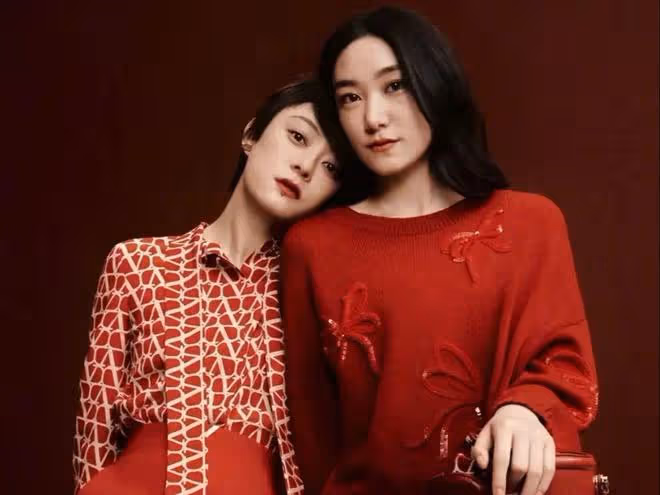 孫儷曬與妹妹合拍廣告被質疑，孫艷沒啥知名度，品牌被拉低了檔次