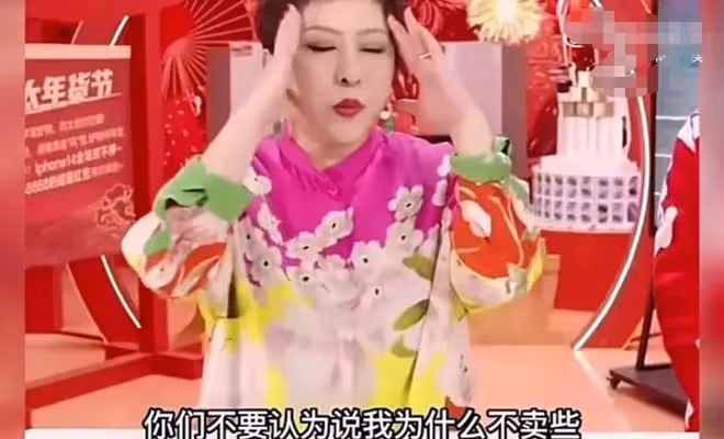 向太開啟自誇模式：我自認為我是一個好太太好媽媽好奶奶，很多梗