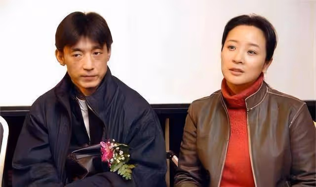 陳小藝：從「熒幕女神」到「不忠誠慣犯」，25年婚姻是放縱還是成全
