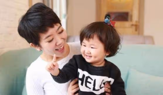 有種「基因」叫杜旭東的女兒，你以為很醜？看看正臉再說話