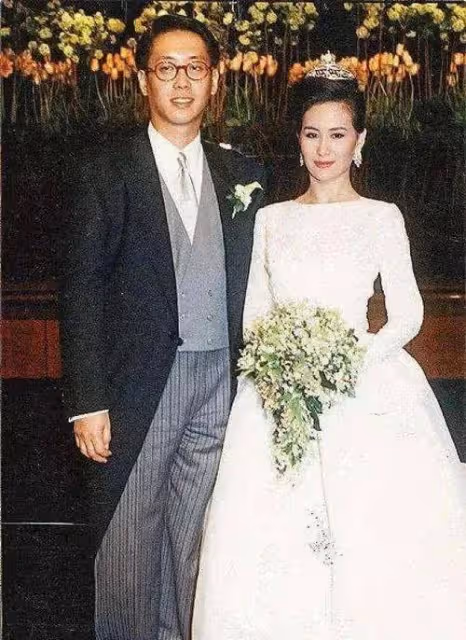 何超瓊近照：頭髮花白身材臃腫，眼神落寞，61歲仍單身將孤獨終老