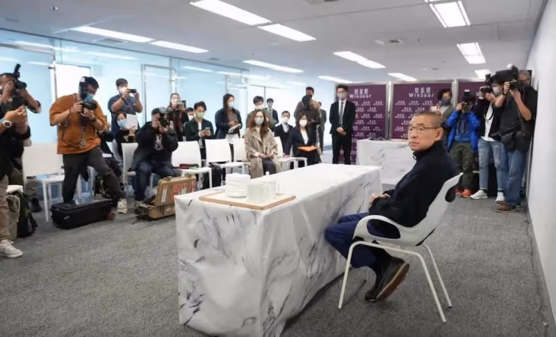 劉鑾雄：開記者會稱早已不喜歡李嘉欣和呂麗君，網友說他小題大做