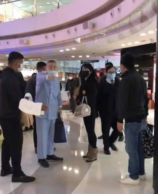 劉鑾雄：開記者會稱早已不喜歡李嘉欣和呂麗君，網友說他小題大做