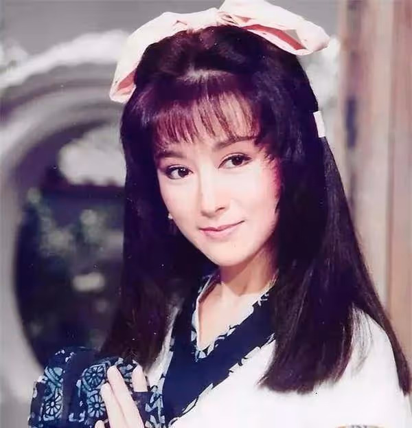 她是白娘子第一人選，因名氣高看不上，成就趙雅芝自己卻沒落了！