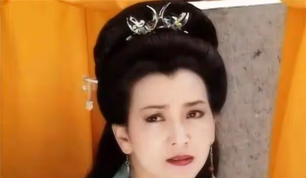她是白娘子第一人選，因名氣高看不上，成就趙雅芝自己卻沒落了！