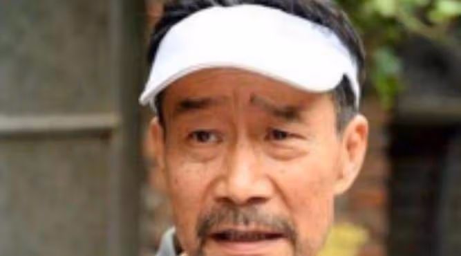 出道38年獲33次影帝，一生只拍過一個廣告，還為此後悔不已
