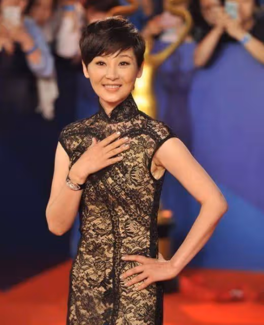 馮小剛的三大遺憾：對不起徐帆和前妻，後悔捧紅王寶強！