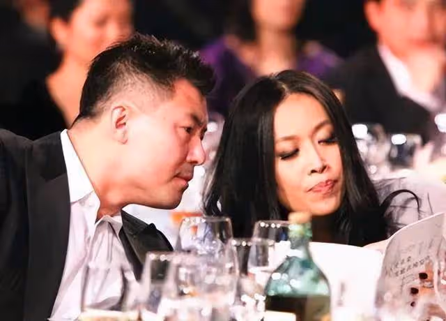 那英前男友高峰：如今成滄桑大叔性格變隨和，有點後悔離開那英