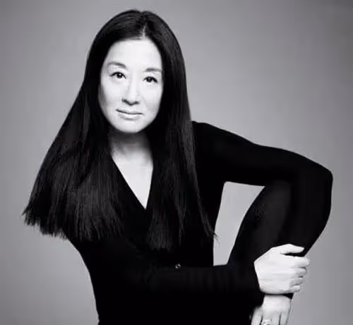 王薇薇聖誕節瘦骨嶙峋毫無美感，側面看像17正面看像70欣賞不了