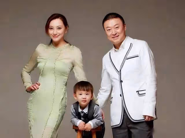 馬琳前妻張寧益近況：定居美國當全職太太欲拼三胎，二婚才選對人