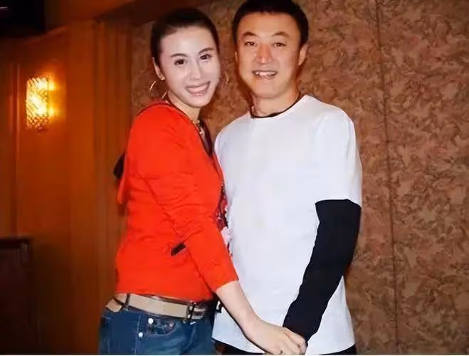 馬琳前妻張寧益近況：定居美國當全職太太欲拼三胎，二婚才選對人