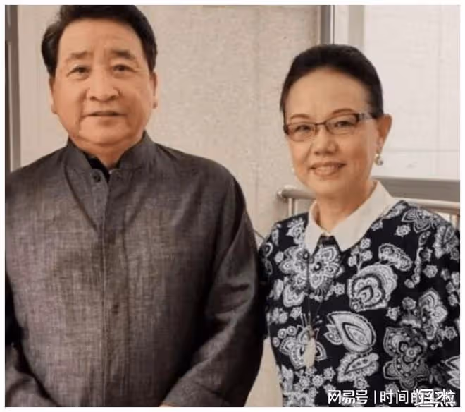 「道貌岸然」的姜昆，也走到了今天