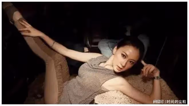 「人體模特」湯加麗：被父親嫌棄，和丈夫離婚，46歲至今未婚