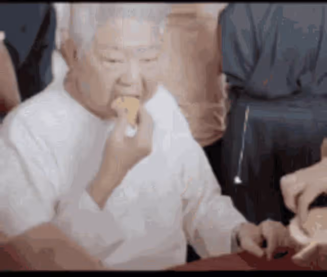 81歲蔡瀾毒舌神回復爆上熱搜！網友爆笑：越罵越愛看…