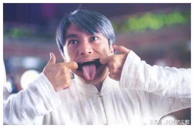 60歲周星馳說會考慮再演戲，曬《食神》劇照，片中拍攝地已毀！