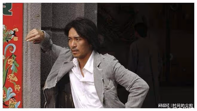 60歲周星馳說會考慮再演戲，曬《食神》劇照，片中拍攝地已毀