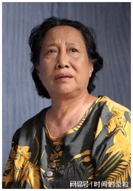 2005年,笑星傅彪離世,葛優承諾為其養兒子,17年過去他是否守諾