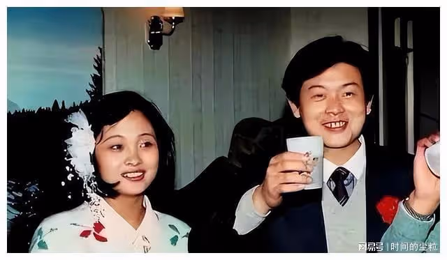 2005年,笑星傅彪離世,葛優承諾為其養兒子,17年過去他是否守諾
