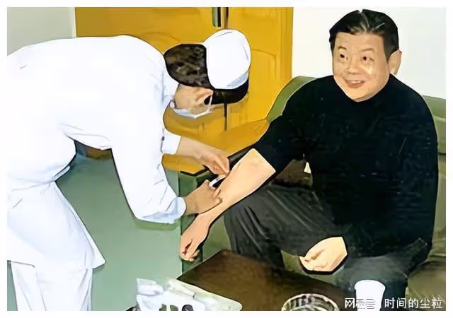 2005年，笑星傅彪離世，葛優承諾為其養兒子，17年過去他是否守諾