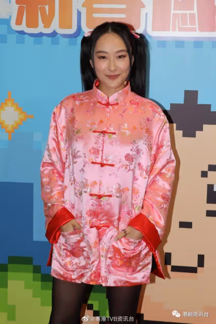 何超蓮忘我遊戲飛!傳情變被問男友竇驍即落閘